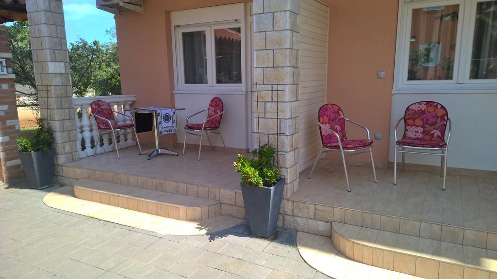 Porta Anna Apartments Medulin Exterior photo